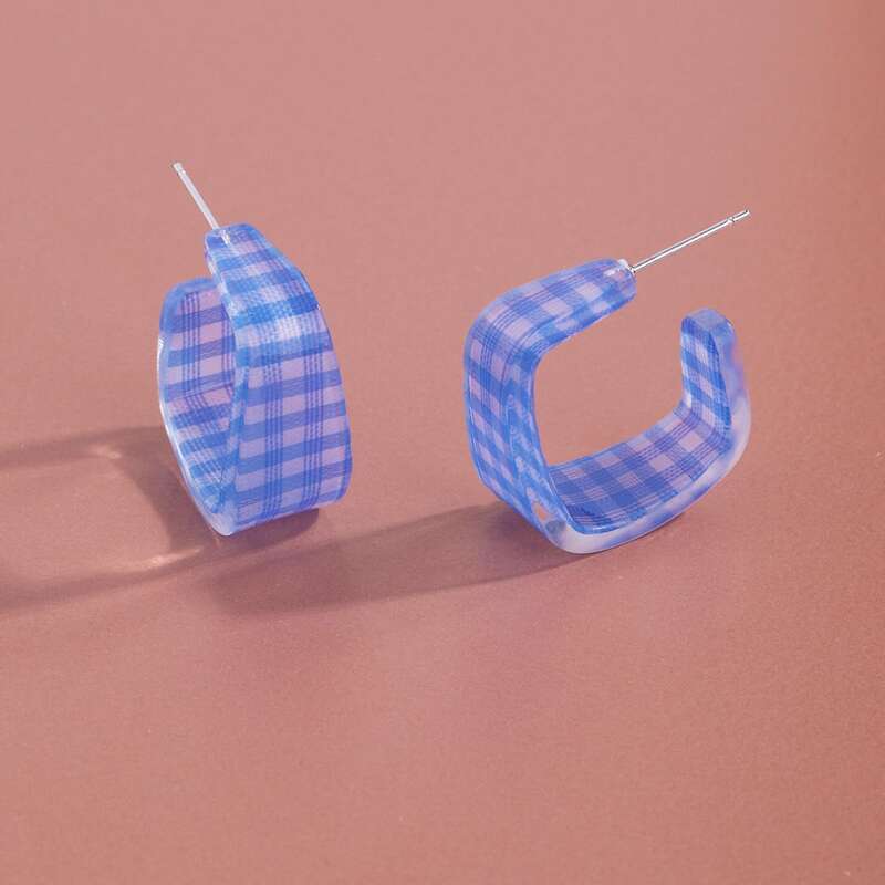 

Acrylic Plaid Hoop Earrings, Blue