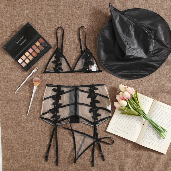 

4pack Mesh Appliques Garter Costume Set & Hat, Black