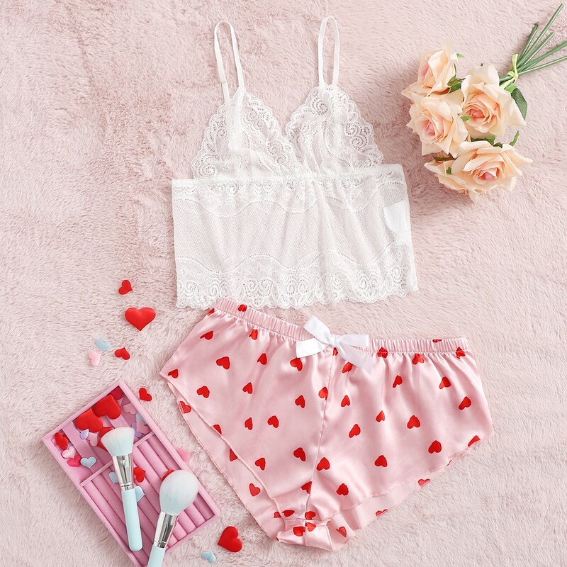 

Floral Lace Bralette With Heart Print Shorts, Multicolor