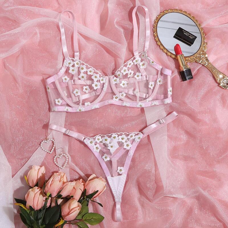 

Embroidered Mesh Underwire Lingerie Set, Baby pink