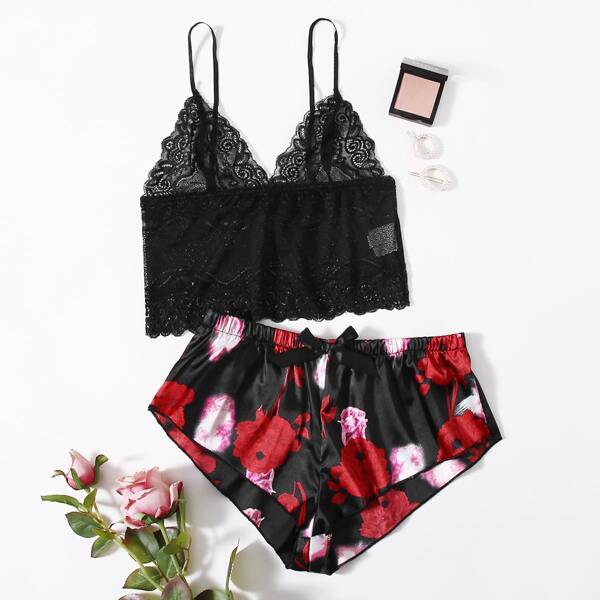 

Floral Lace Bralette With Floral Print Shorts, Black