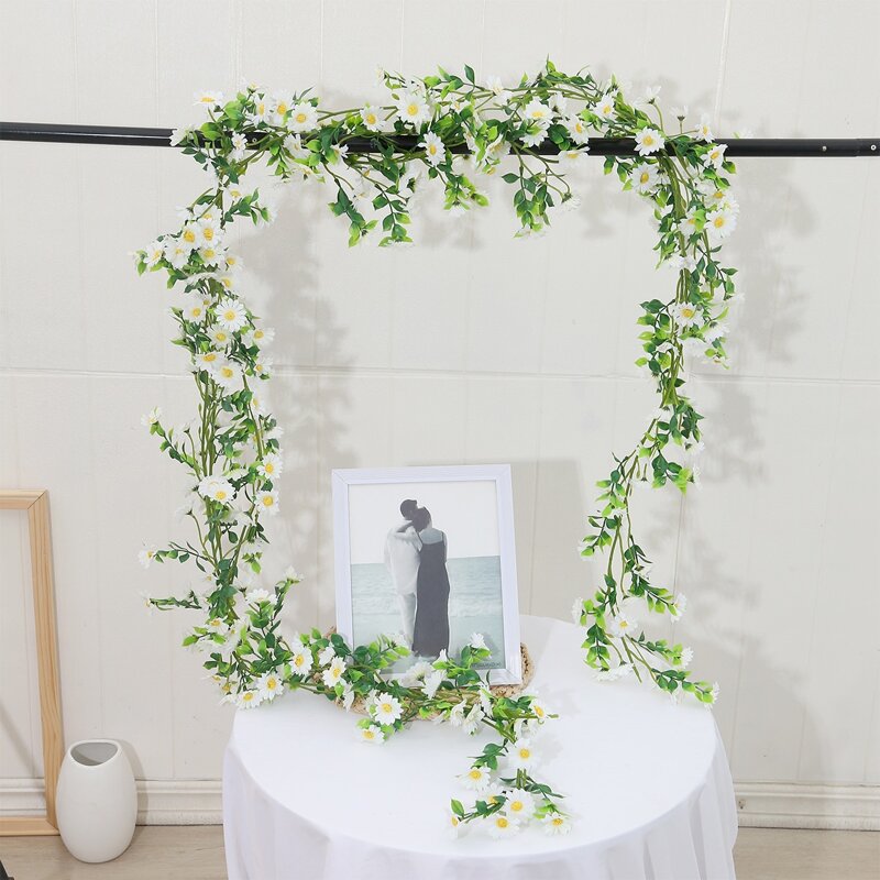 

1pc Artificial Daisy Vine, White