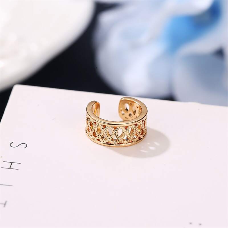 

1pc Hollow Ear Cuff, Gold