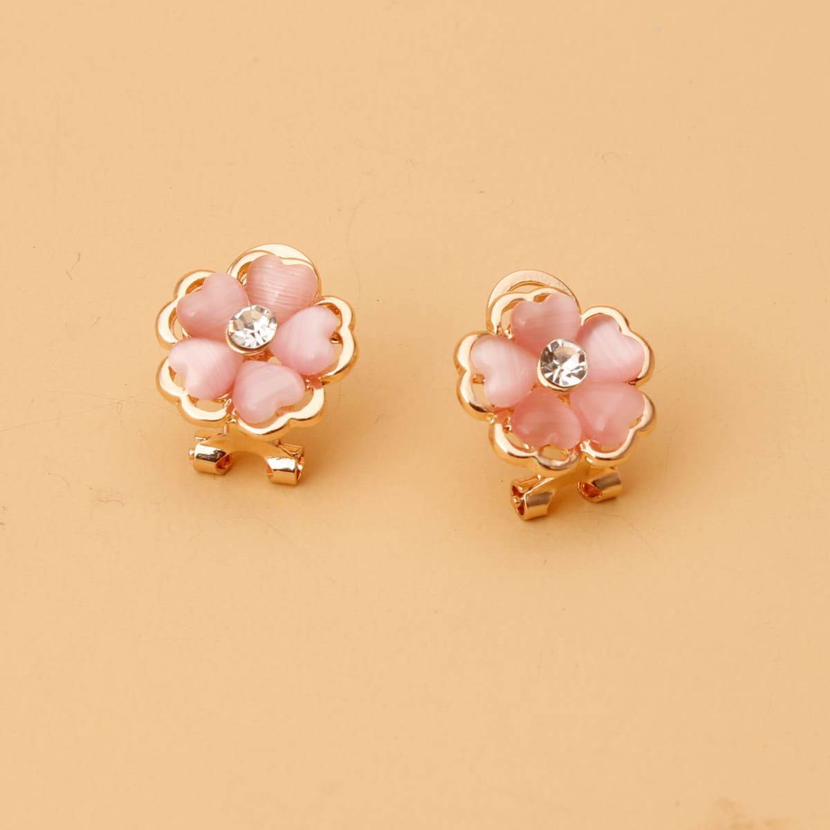 

Floral Stud Earrings, Pink
