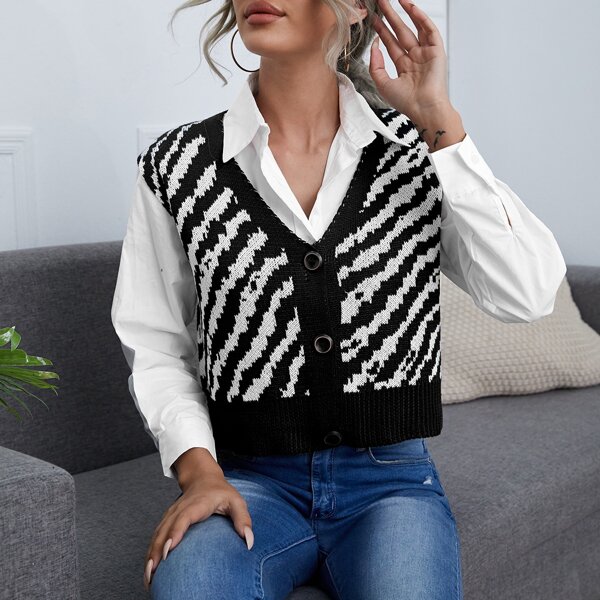 

Zebra Stripe Pattern Button Front Sweater Vest, Black and white