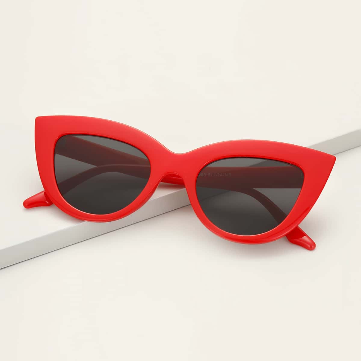 

Colorblock Cat Eye Sunglasses