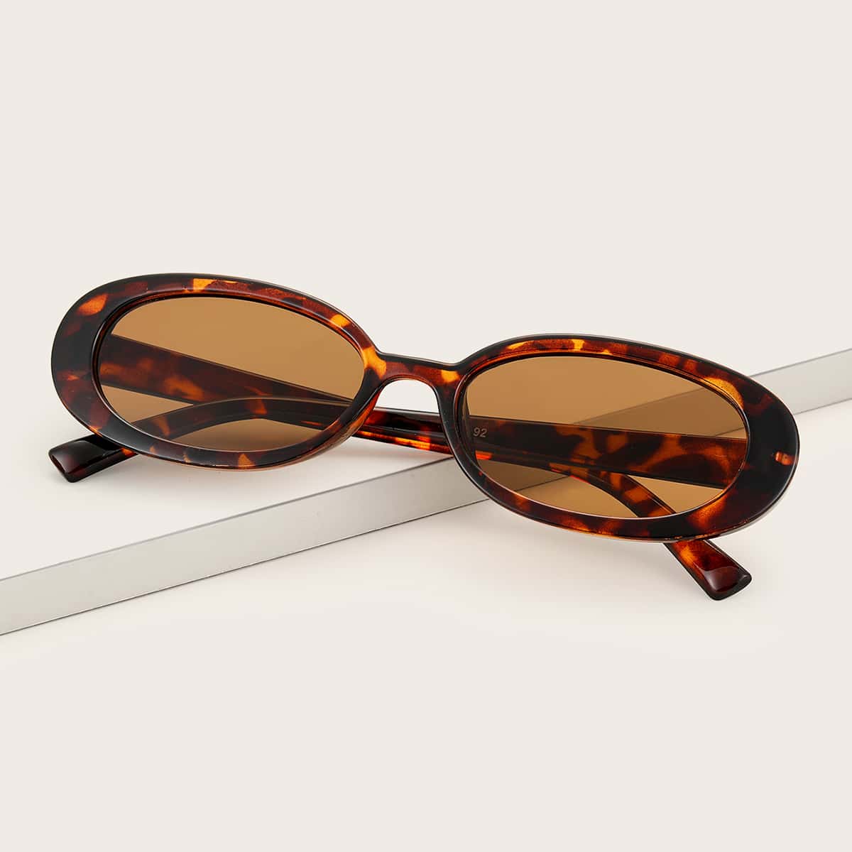 

Tortoiseshell Oval Frame Sunglasses