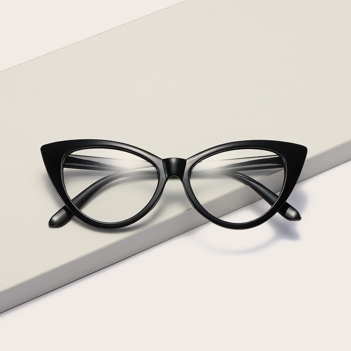 

Cat Eye Frame Glasses