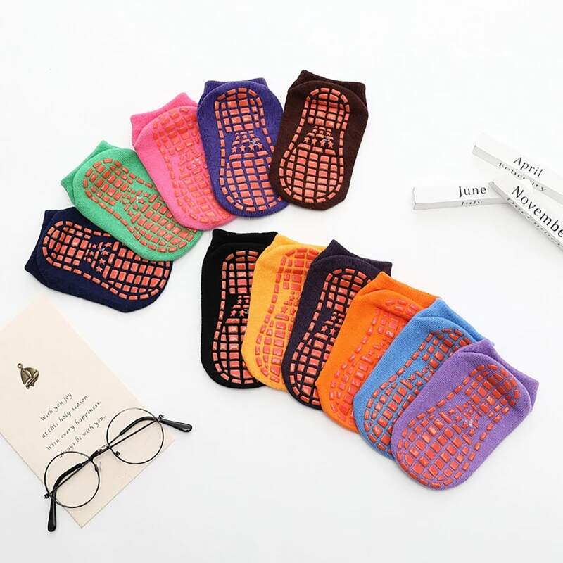 

1pair Random Color Non-slip Socks, Multicolor
