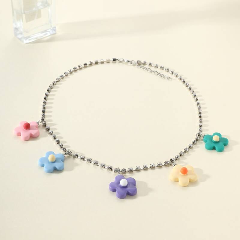 

Floral Rhinestone Choker, Silver