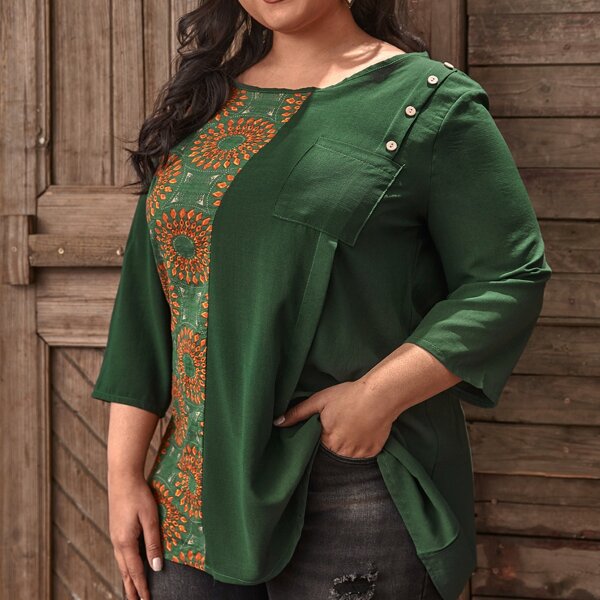 

Plus Pocket Front Graphic Blouse, Dark green