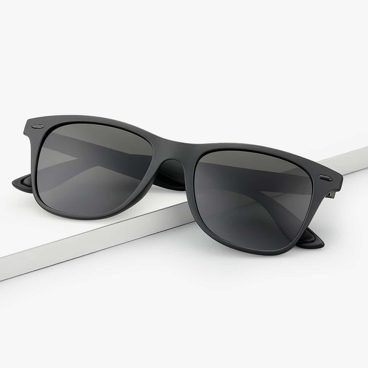 

Guys Square Frame Sunglasses, Black