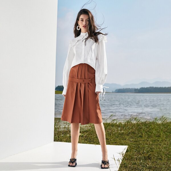 

Button Detail Pleated Front Solid Skirt, Rust brown