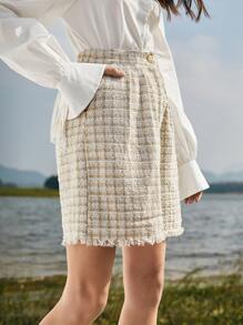 SHEIN Zipper Fly Fold Pleated Raw Hem Plaid Tweed Shorts - Multicolor - View 4