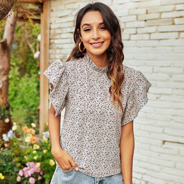 

Ruffle Cuff Ditsy Floral Blouse, Multicolor
