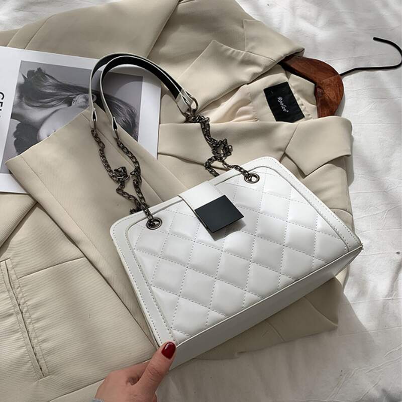 

Agryle Chain Tote Bag, White
