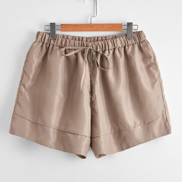 

Plus Solid Bow Detail Shorts, Khaki