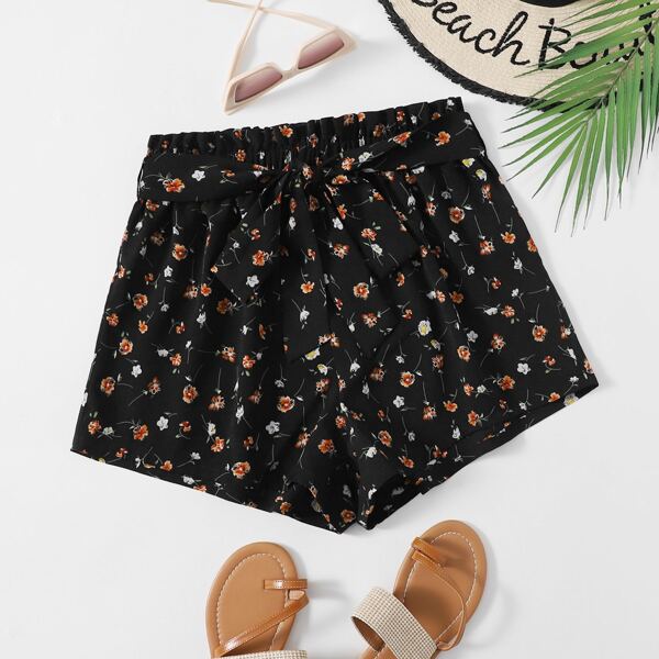 

Floral Belted Shorts, Multicolor