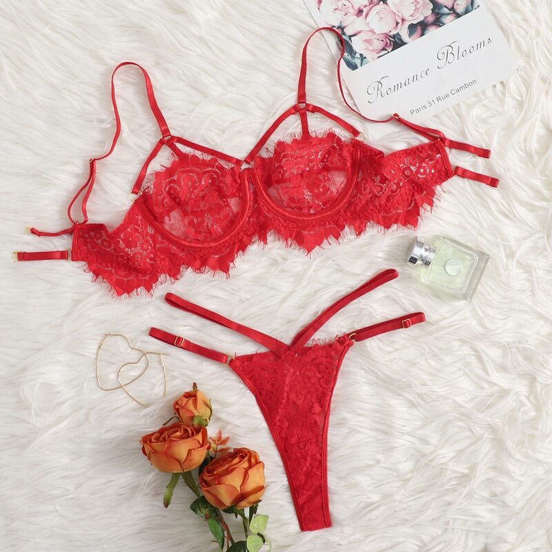 

Floral Lace Underwire Thong Lingerie Set, Red