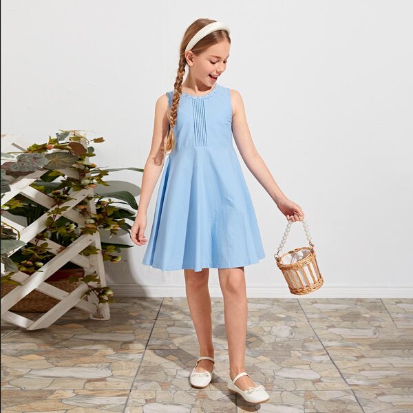 

Girls Pleated Detail Appliques Solid Dress, Baby blue
