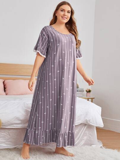 SHEIN Plus Heart & Striped Print Ruffle Hem Pajama Night Dress