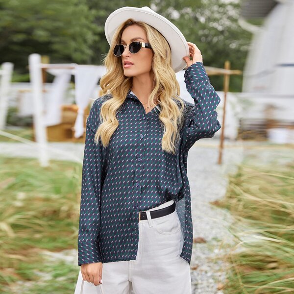 

All Over Print Slit Hem Blouse, Multicolor