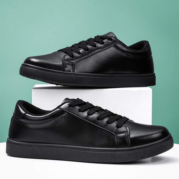 

Men Lace-up Front Skate Shoes, Black