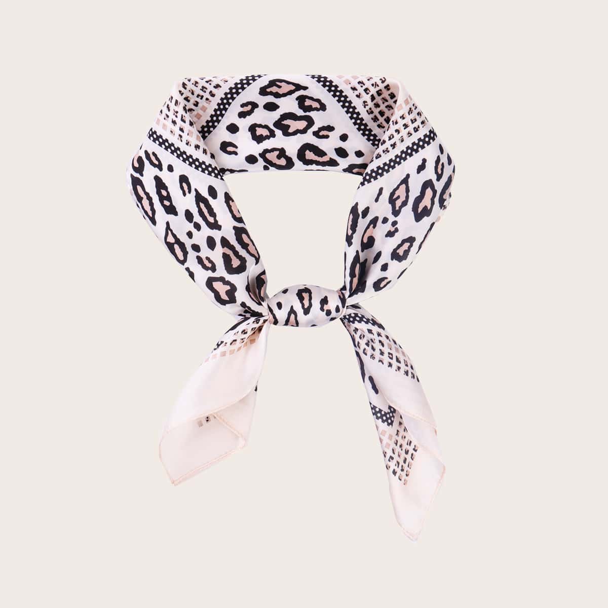 

Leopard Pattern Bandana, Multicolor