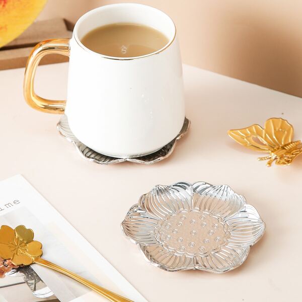 

1pc Flower Shaped Coaster, Silver