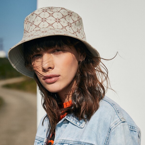

Geo Pattern Bucket Hat, Multicolor