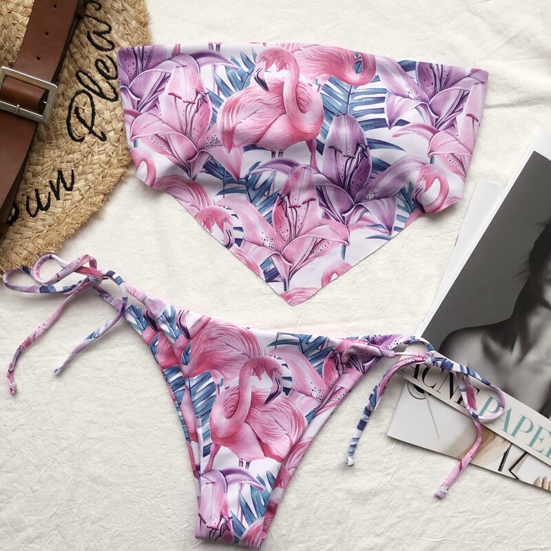 

Flamingo Print Hanky Hem Bandeau Bikini Swimsuit, Multicolor