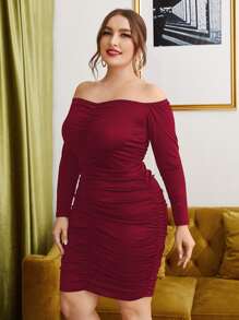 Plus Off Shoulder Ruched Bodycon Dress - Maroon - View 5