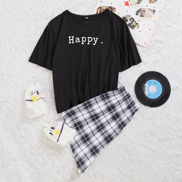 

Letter Graphic Tee & Plaid Shorts Pajama Set, Multicolor