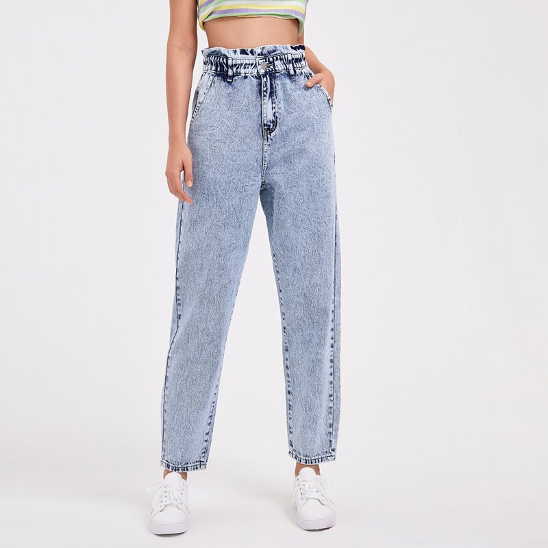 

Paperbag Waist Slant Pocket Mom Jeans, Light wash