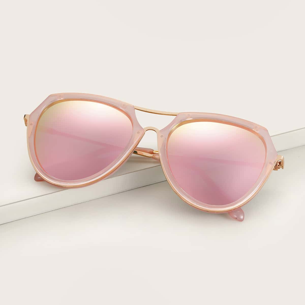 

Top Bar Metal Frame Sunglasses