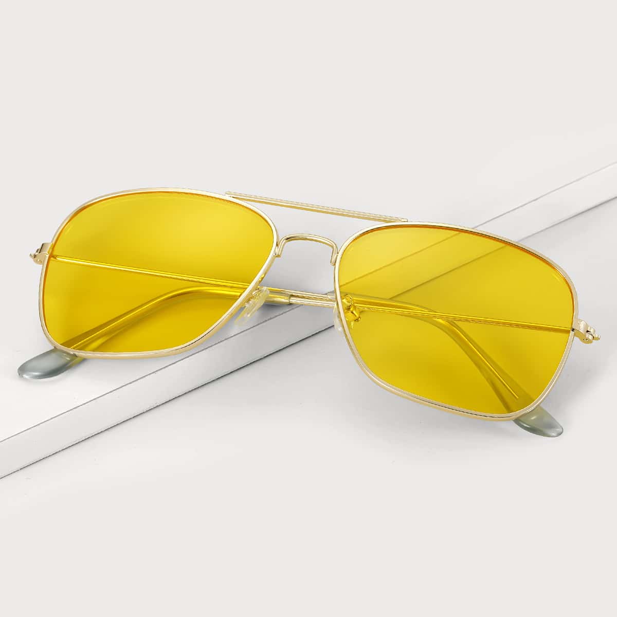 

Top Bar Metal Frame Sunglasses