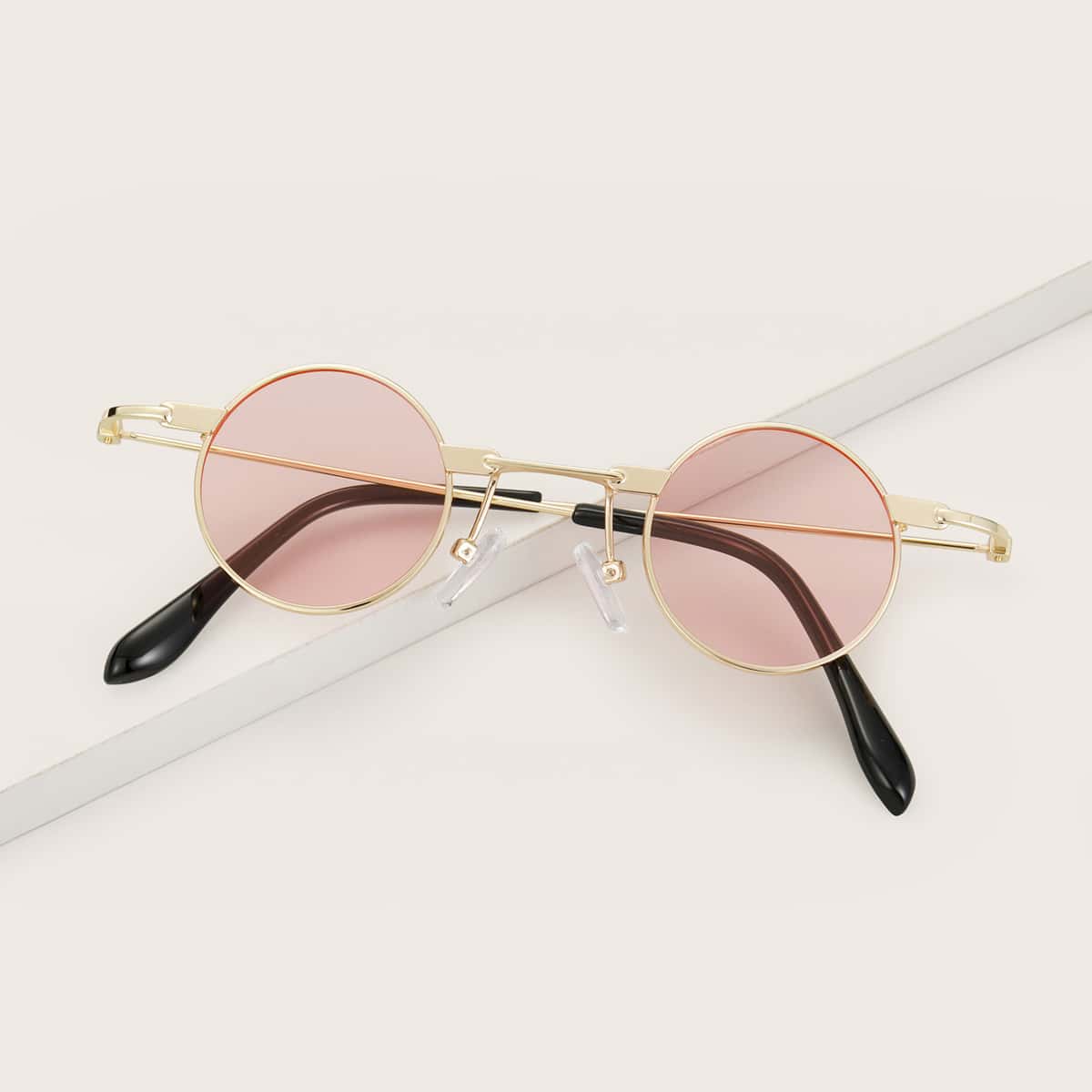 

Metal Round Frame Sunglasses
