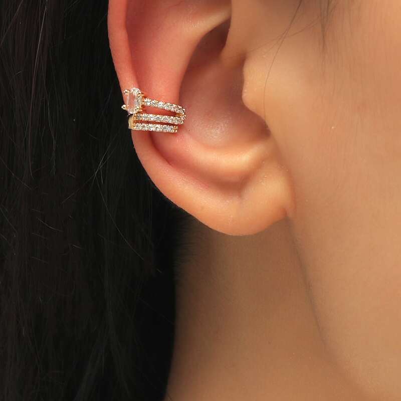 

1pc Zircon Decor Ear Cuff, Gold