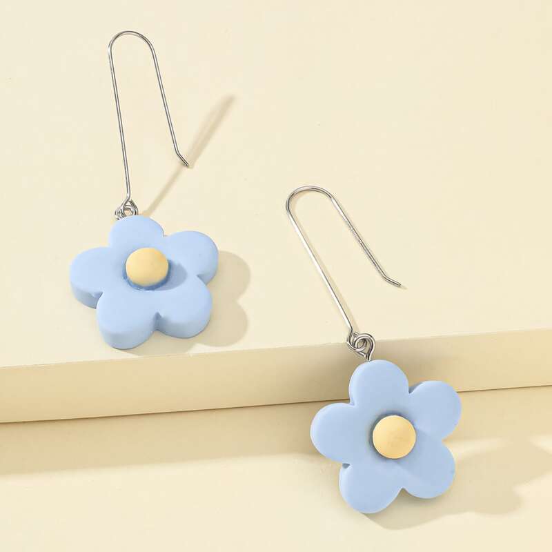 

Floral Drop Earrings, Silver