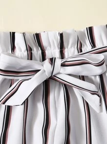 SHEIN 十幾歲女生帶扇貝邊緣背心和紙袋腰帶短褲套裝