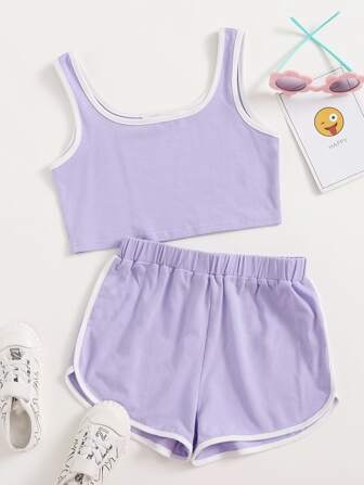 طقم سروال قصير دلفين مع لباس علوي بشريط متباين للبنات