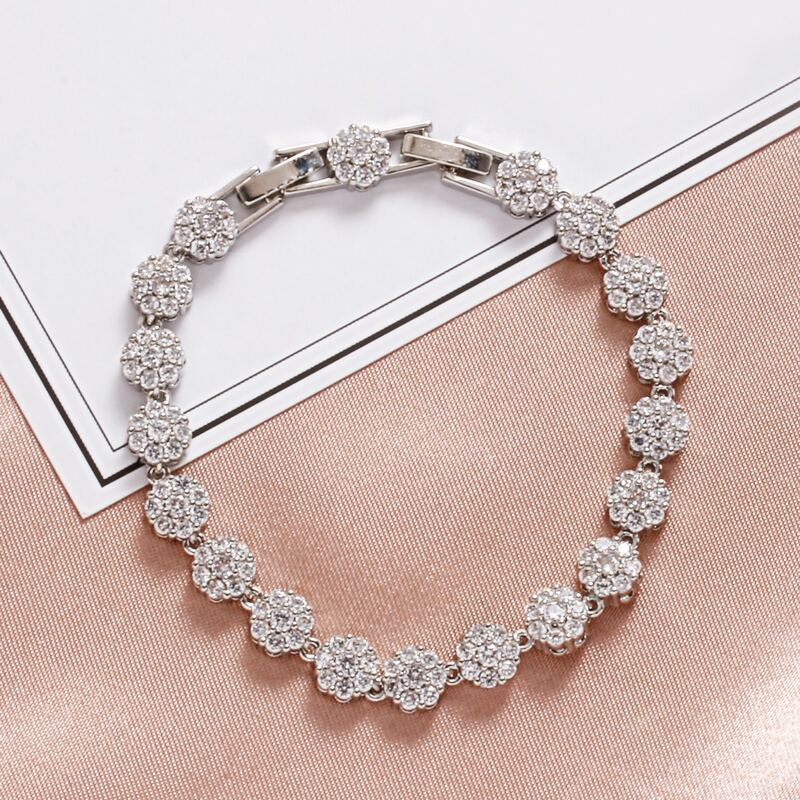 

Zircon Decor Flower Design Bracelet, Silver