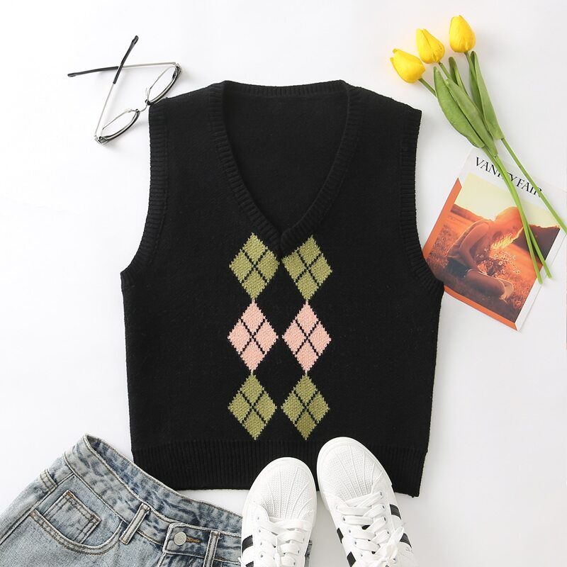 

Argyle Pattern Sweater Vest, Black