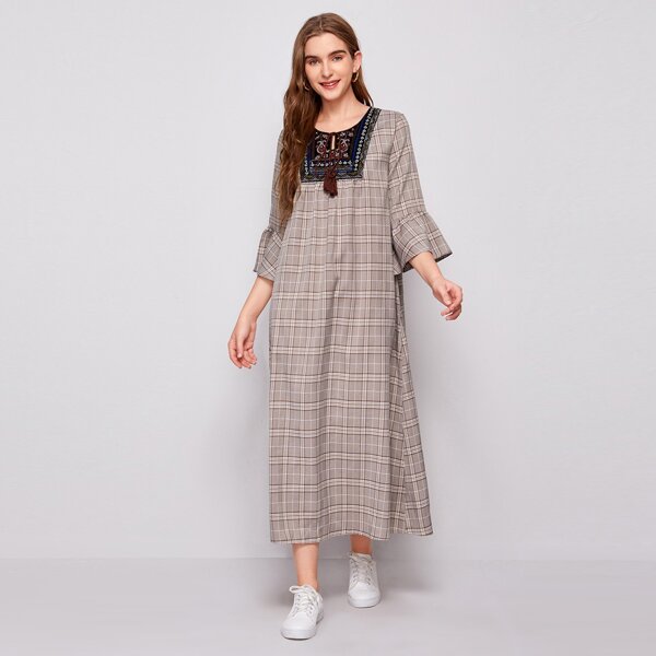 

Tie Neck Embroidery Yoke Plaid Dress, Multicolor