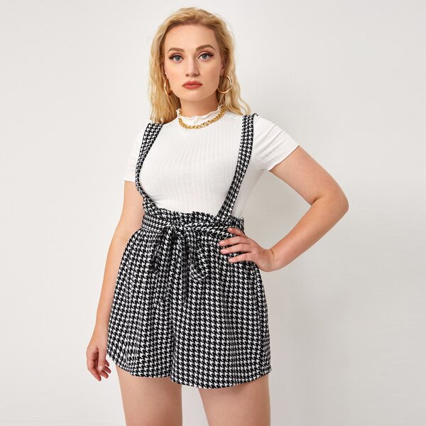 

Plus Paperbag Waist Houndstooth Pinafore Shorts, Black and white