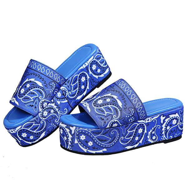 

Paisley Pattern Flatform Shoes, Blue