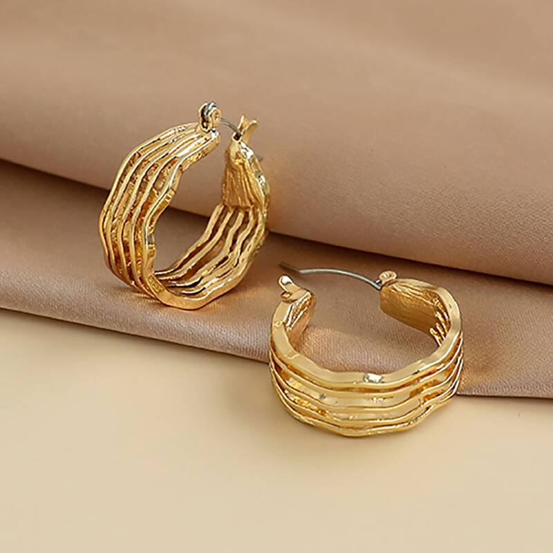 

Metallic Hoop Earrings, Gold