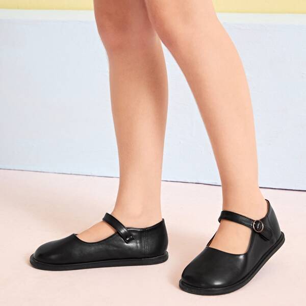 

Girls Round Toe Mary Jane Flats, Black