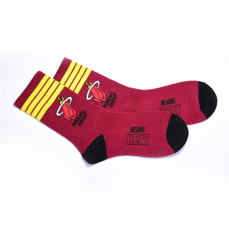 

Guys Stripe & Letter Print Crew Socks, Burgundy