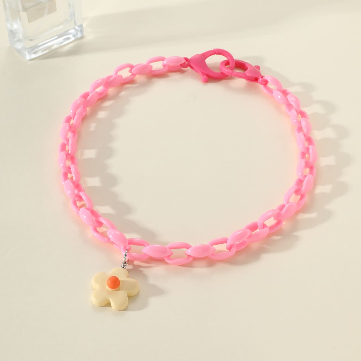

Flower Decor Chain Necklace, Pink